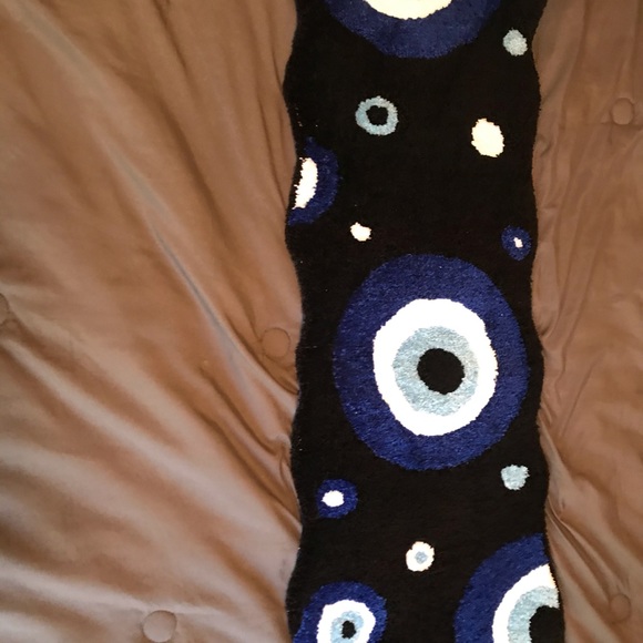 Handmade Handtufted Evil Eye Rug - Picture 1 of 2